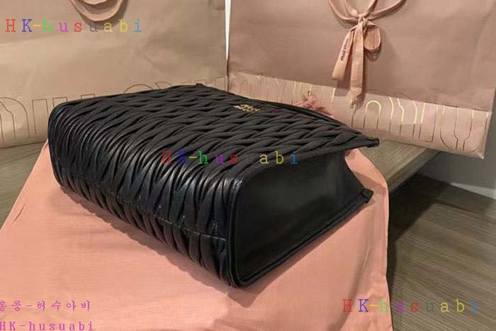 ★미러급★미우미우 마테라쎄 나파 가죽 토트백 5BG263  5BG258