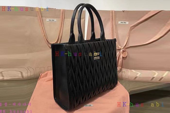 ★미러급★미우미우 마테라쎄 나파 가죽 토트백 5BG263  5BG258