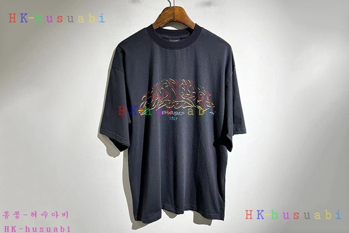 NEW 발렌시아가 반팔티 신상 B 6828001