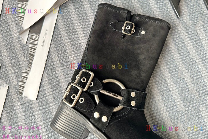 NEW 미우미우 신발 신상 M 699425