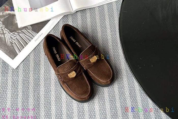NEW 미우미우 신발 신상 M 699426