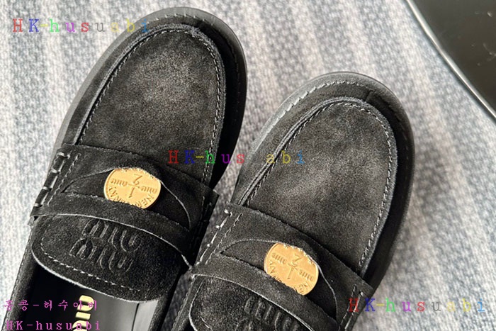 NEW 미우미우 신발 신상 M 699427