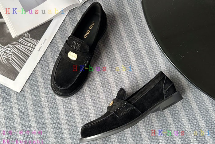 NEW 미우미우 신발 신상 M 699427