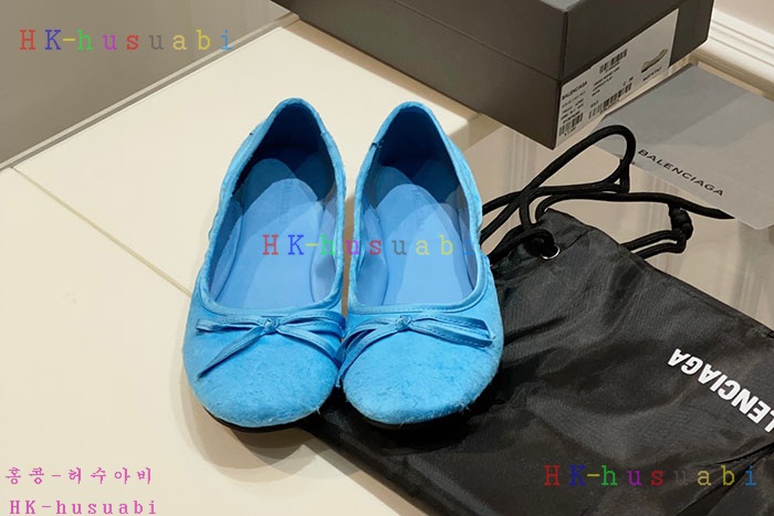 NEW 발렌시아가 신발 신상 B 958244