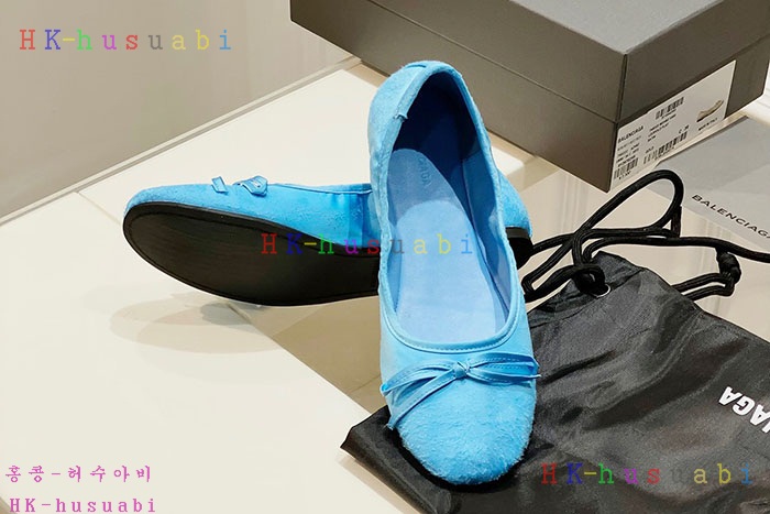NEW 발렌시아가 신발 신상 B 958244