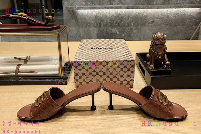 NEW 발렌시아가 신발 신상 B 958248