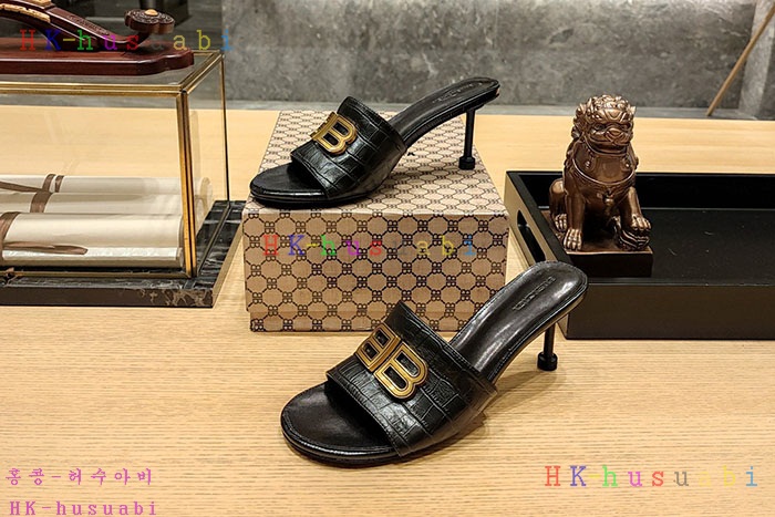 NEW 발렌시아가 신발 신상 B 958251