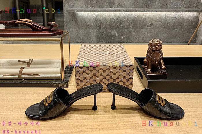 NEW 발렌시아가 신발 신상 B 958251