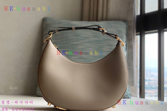 ★미러급★펜디 펜디그라피 스몰 8BR798-15