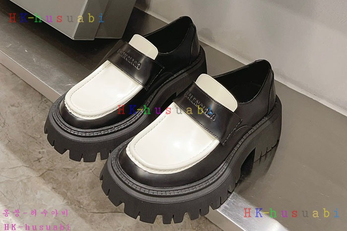 NEW 발렌시아가 신발 신상 B 662801