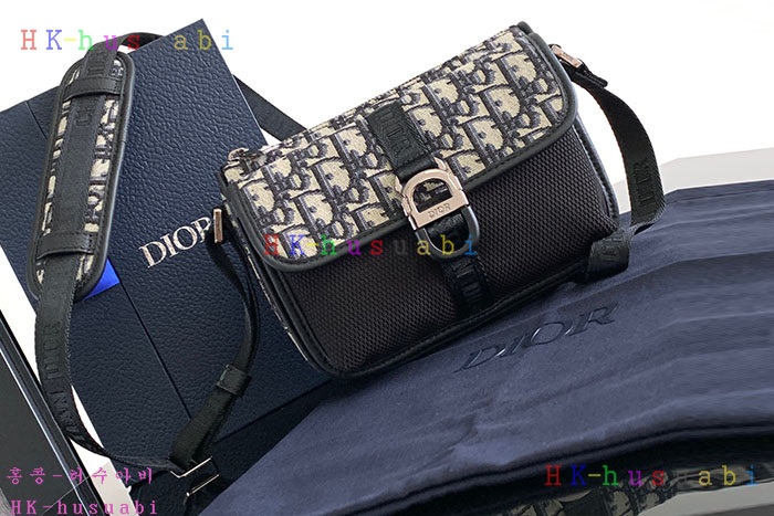 ★미러급★디올 DIOR 8 미니 메신저 백  2ESWS006