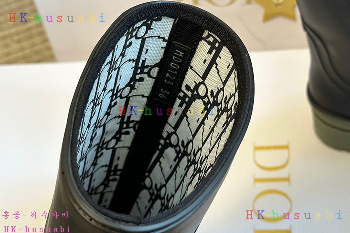 NEW 디올 신발 신상 DR 528235