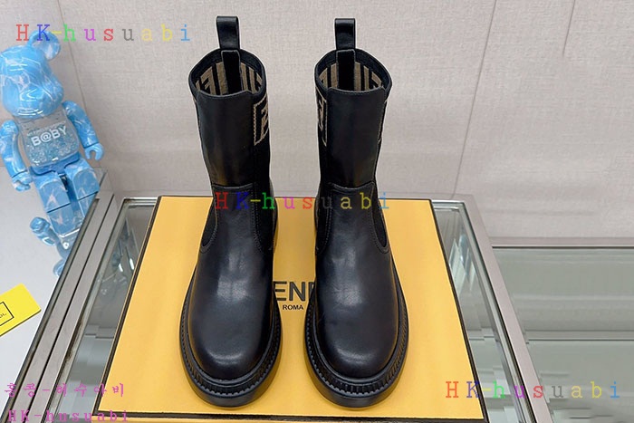 NEW 펜디 부츠 신상 FD 985252