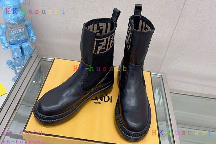 NEW 펜디 부츠 신상 FD 985252