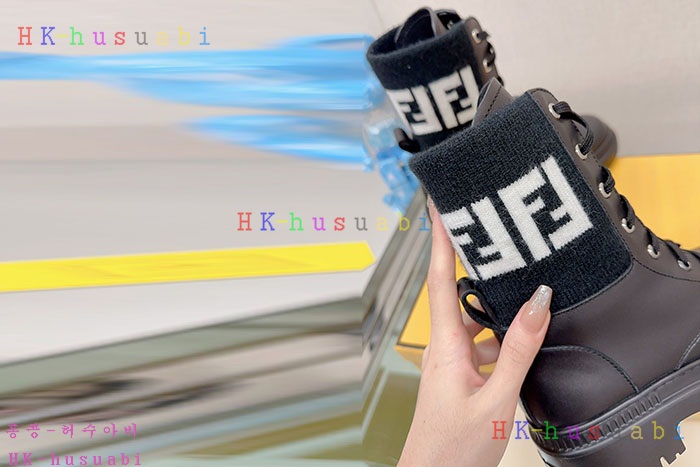 NEW 펜디 부츠 신상 FD 985255