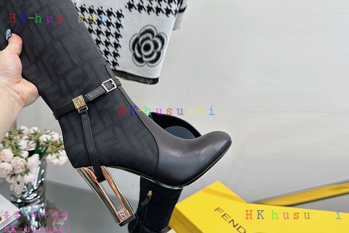 NEW 펜디 부츠 신상 FD 985301