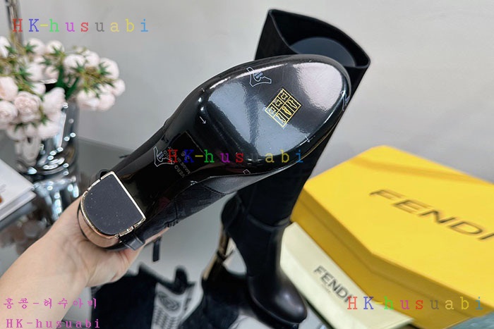 NEW 펜디 부츠 신상 FD 985301