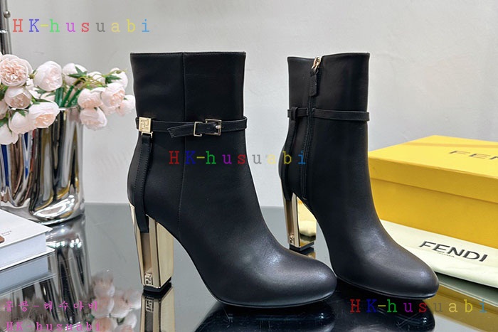 NEW 펜디 부츠 신상 FD 985304