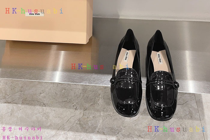 NEW 미우미우 신발 신상 M 668230