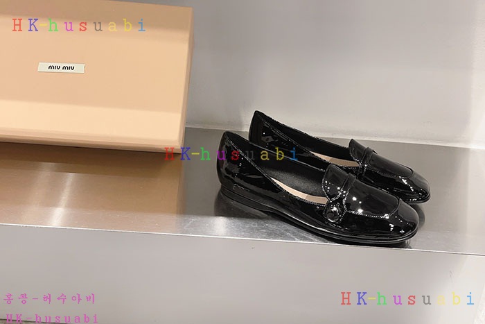 NEW 미우미우 신발 신상 M 668230