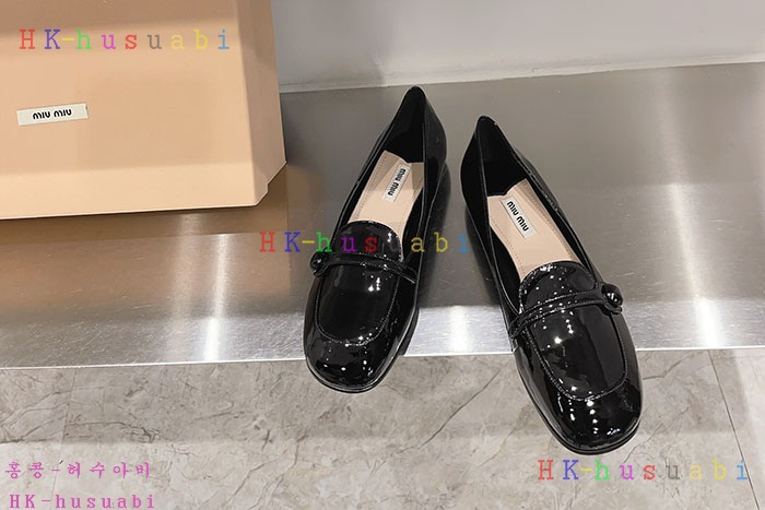 NEW 미우미우 신발 신상 M 668230