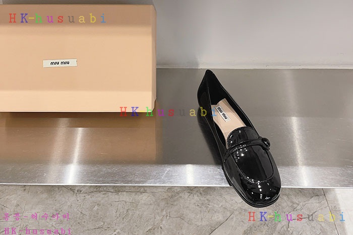 NEW 미우미우 신발 신상 M 668230