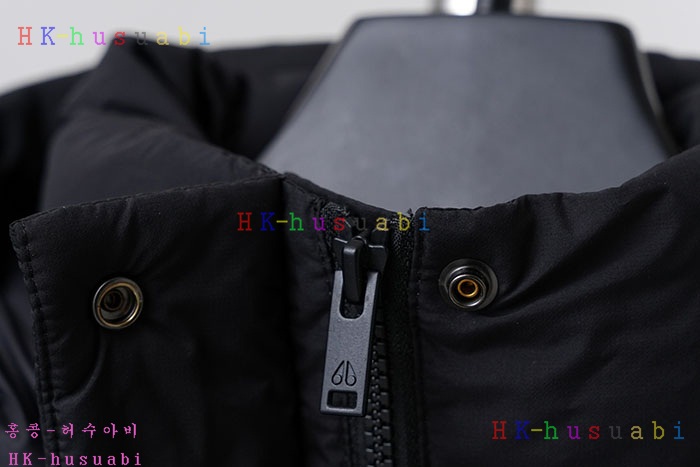 NEW 무스너클 패딩 신상 M 682502