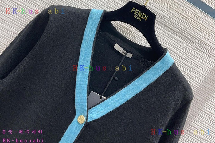 NEW 펜디 가디건 신상 FD 747115