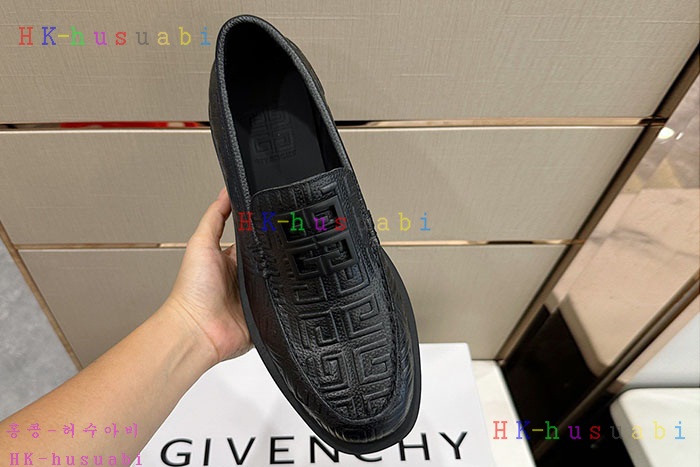 NEW 지방시 신발 신상 GV 875526