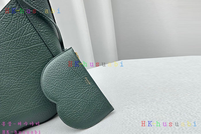 ★미러급★버버리 미디엄 체스 숄더 백  80775771