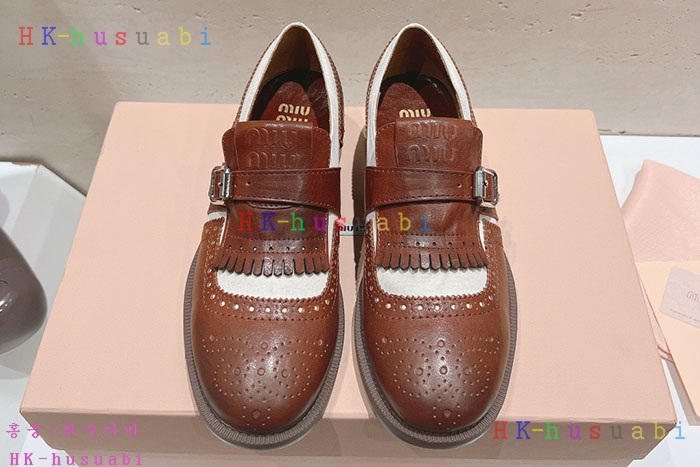 NEW 미우미우 신발 신상 MU 9588105