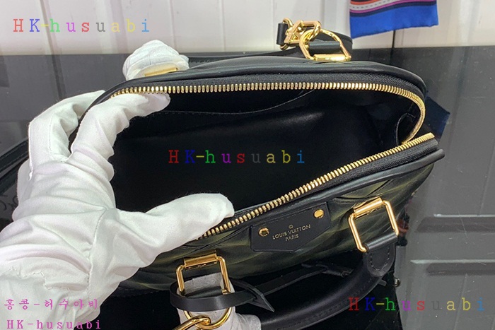 ★미러급★루이비통 알마 BB M23576