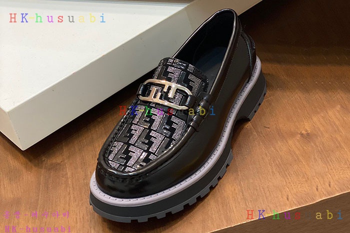NEW 펜디 신발 신상 F 556910