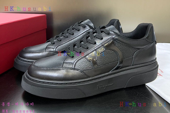 NEW 페라가모 스니커즈 신상 F 996204