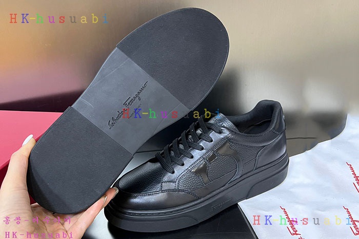 NEW 페라가모 스니커즈 신상 F 996204