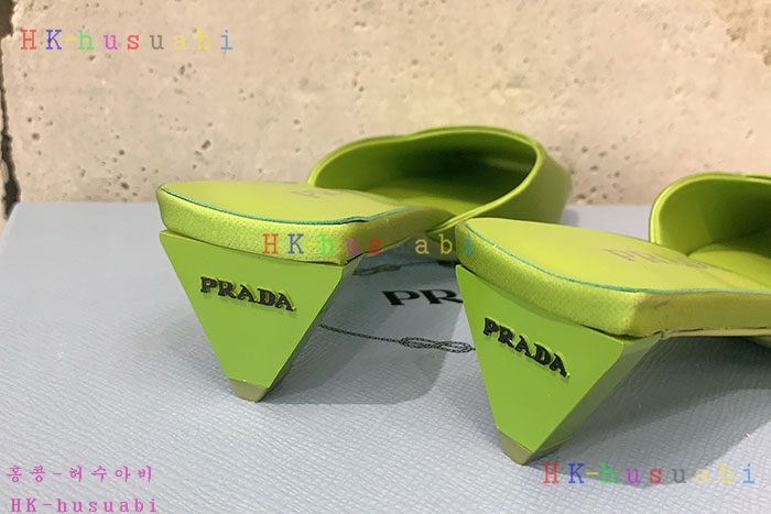 NEW 프라다 신발 신상 P 533025