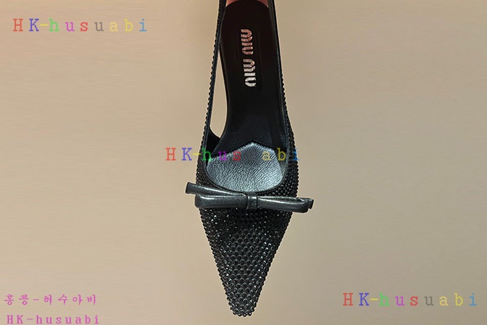 NEW 미우미우 신발 신상 MU 560109