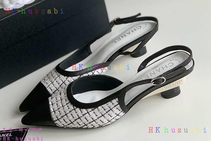 NEW  샤넬  신발 신상 C 558551