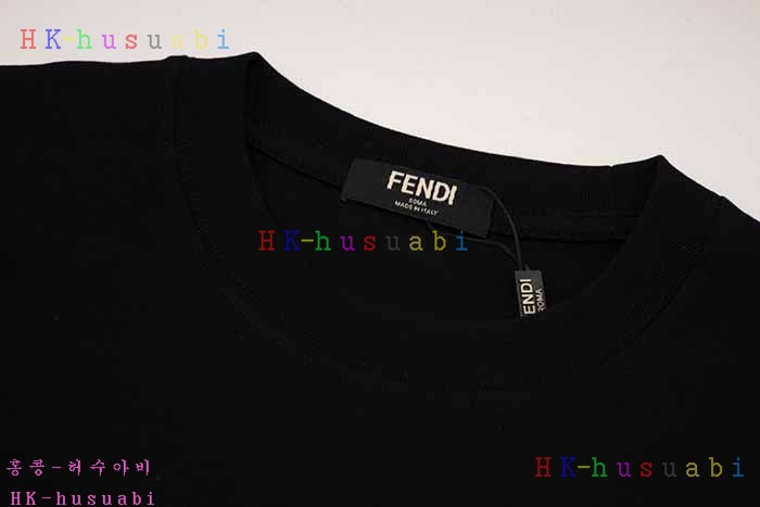 NEW 펜디 반팔티 신상 FD 414005