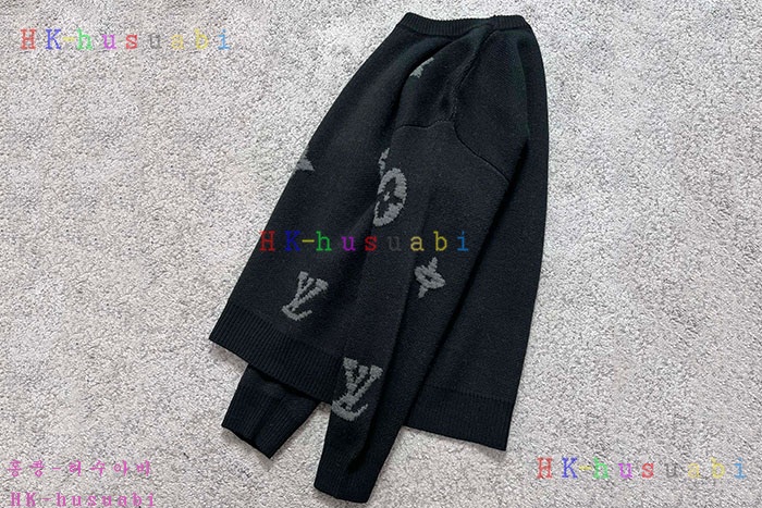 NEW 루이비통 니트 신상 LV 5528017
