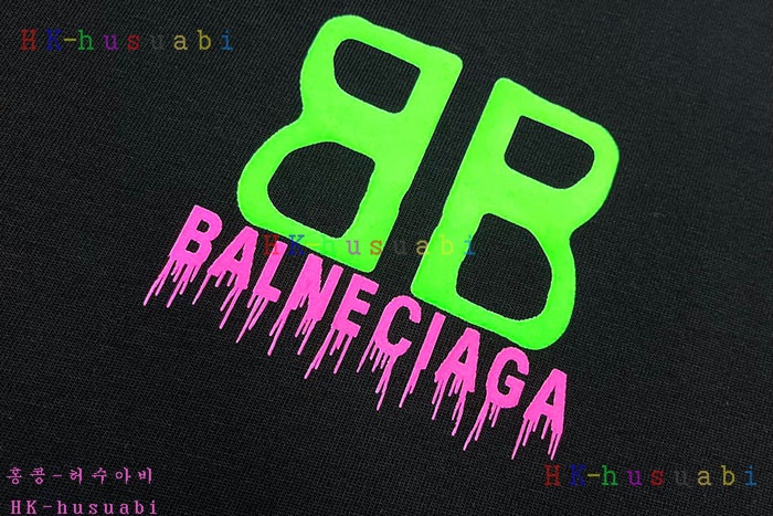 NEW 발렌시아가 반팔티 신상 B 558246