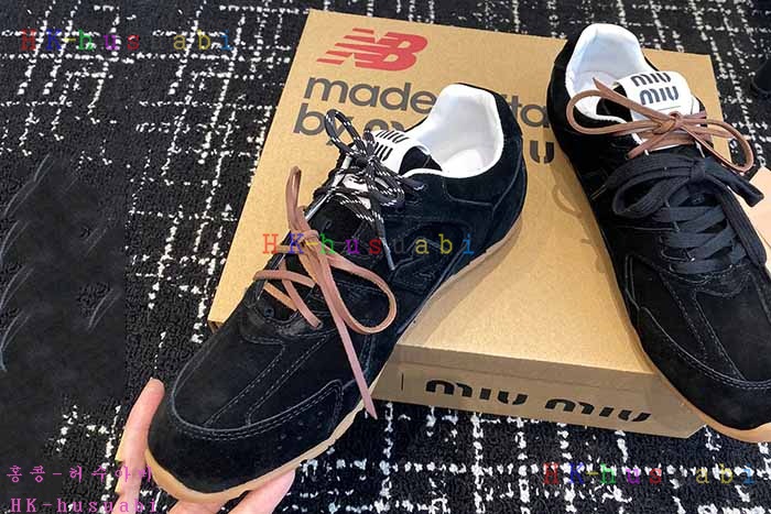 NEW 미우미우 신발 신상 MU 749902