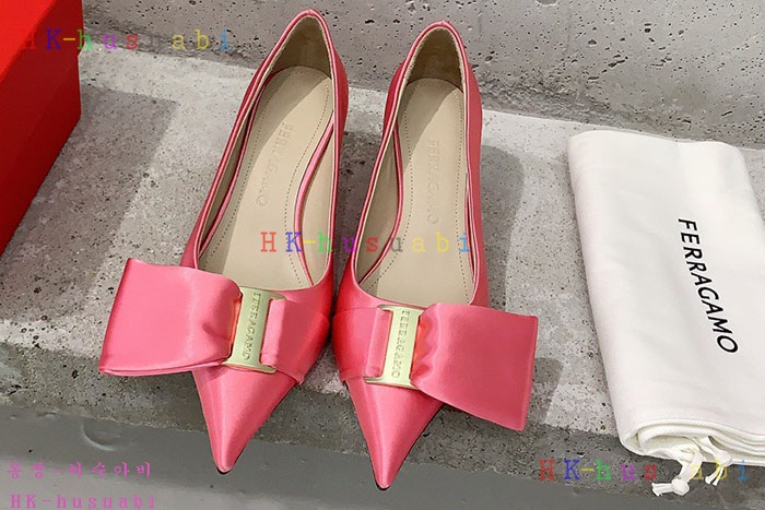 NEW 페라가모 신발 신상 F 663320