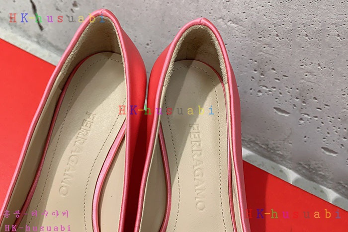 NEW 페라가모 신발 신상 F 663320