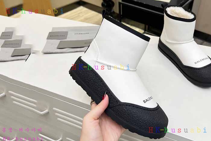 NEW 발렌시아가 신발 신상 B 6528011