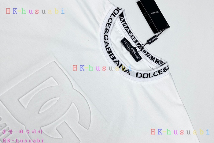 NEW 돌체앤가바나 반팔티 신상 DG 558004