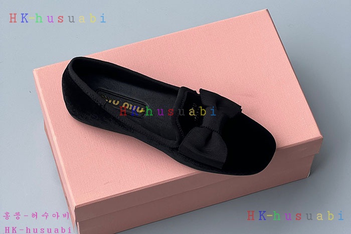 NEW 미우미우 신발 신상 MU 557010