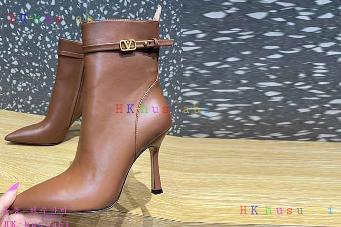 NEW 발렌티노  부츠 신상 V 644188