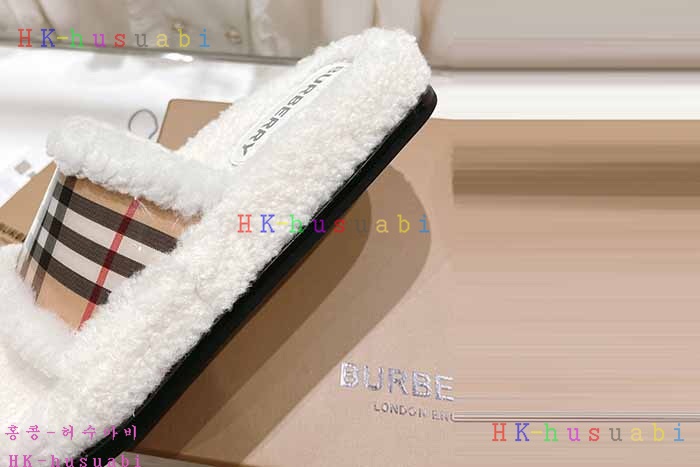 NEW 버버리 신발  신상 B 2528002
