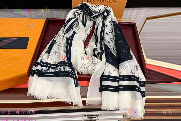 NEW 루이비통 스카프 신상 L 9745029